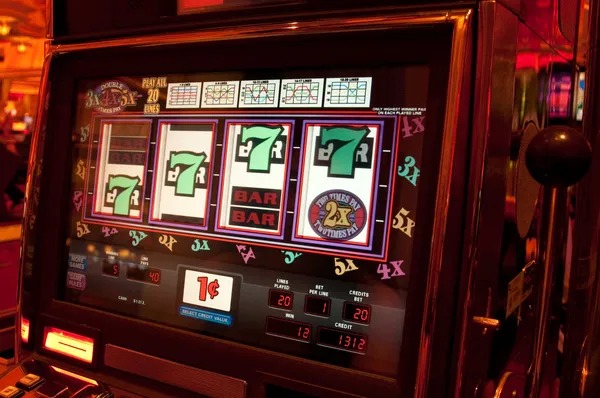 vioslot slot games interface showing Aviator, Sweet Bonanza, and Gates of Olympus titles